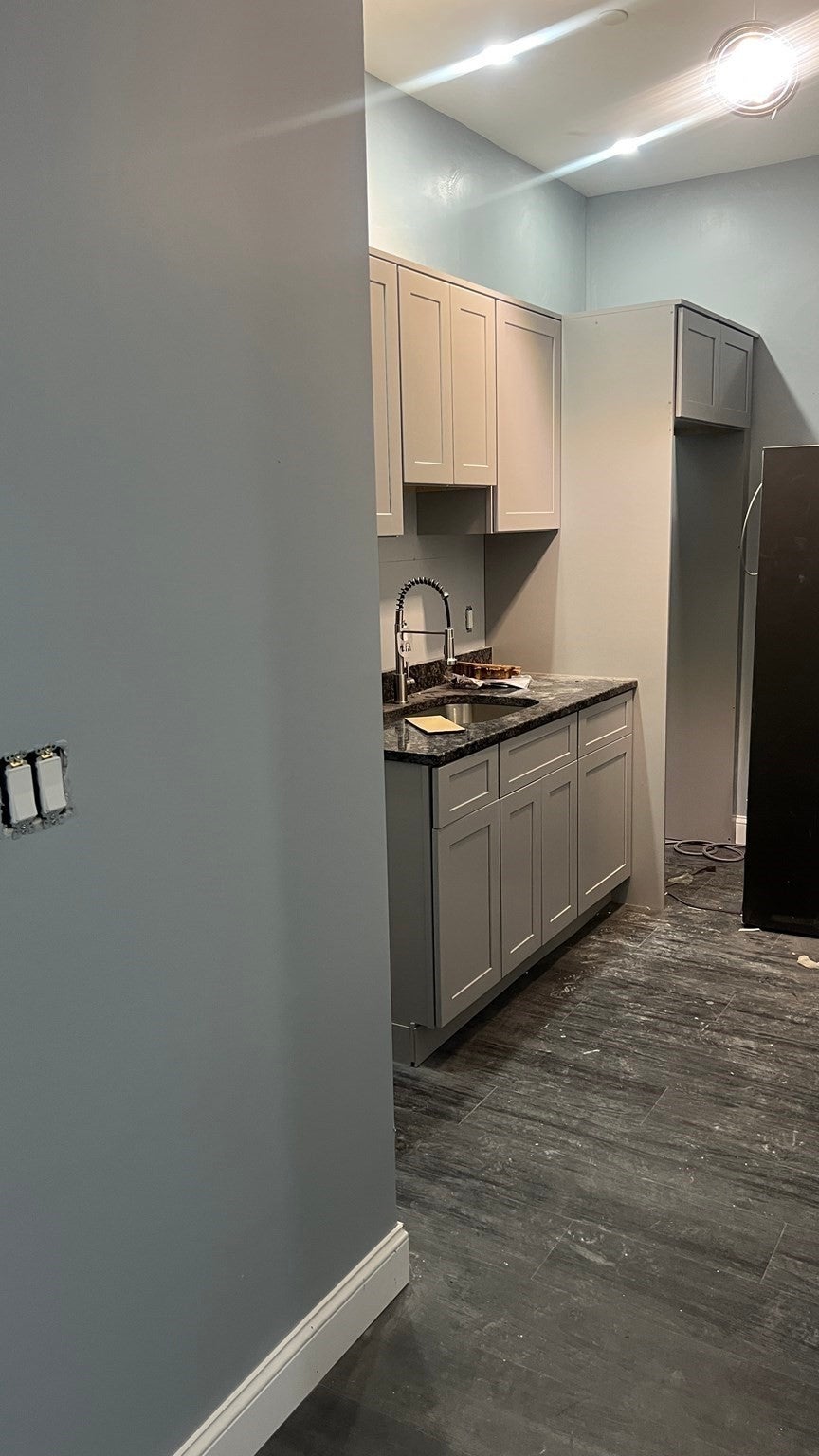 12 Benefit St 3