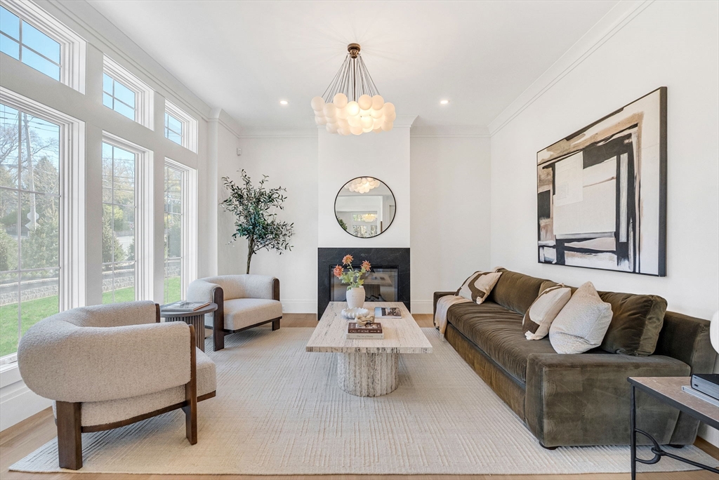 1640 Commonwealth Ave