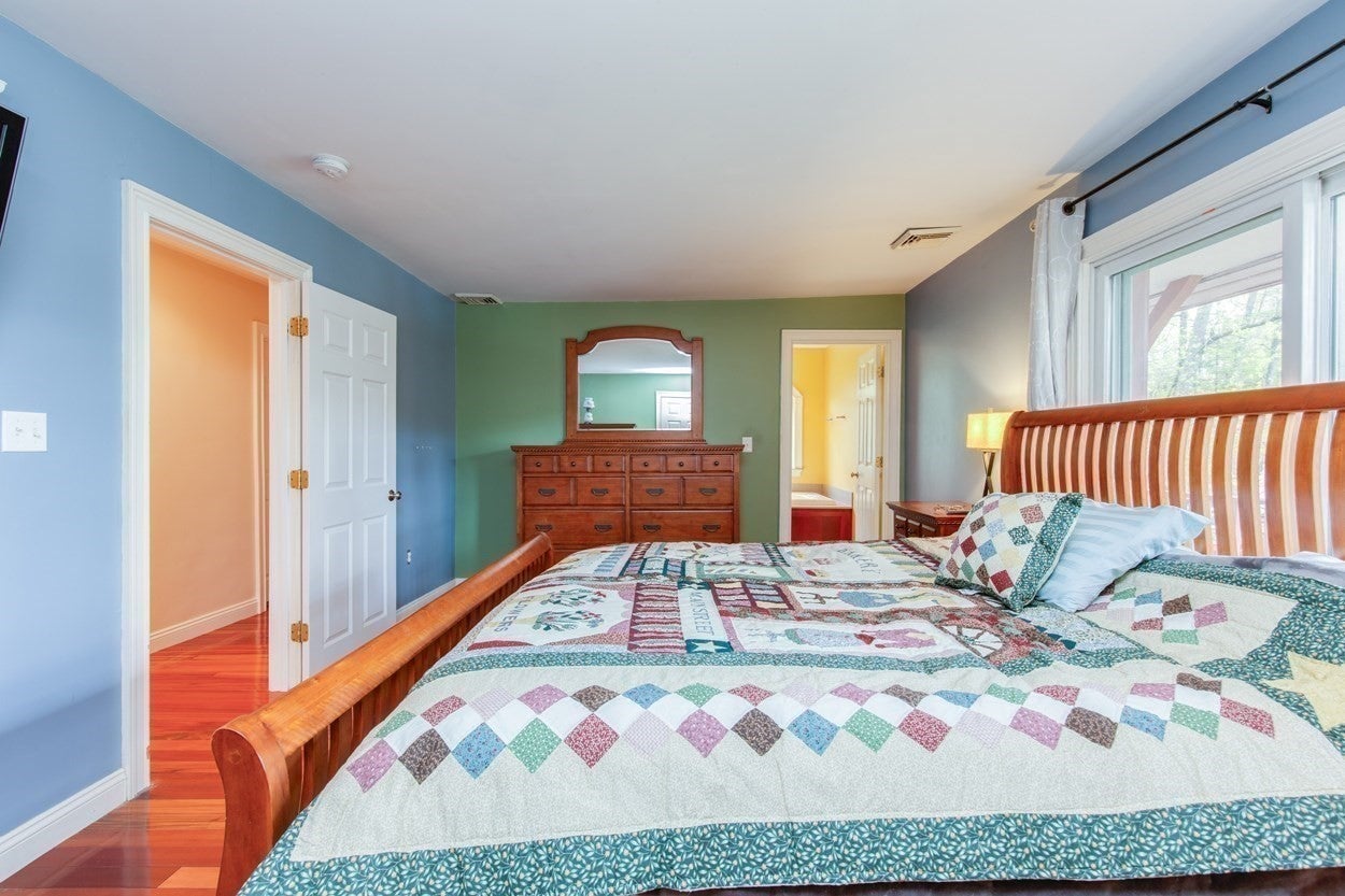 21 Hinds Lane, Pelham, NH Photo #30