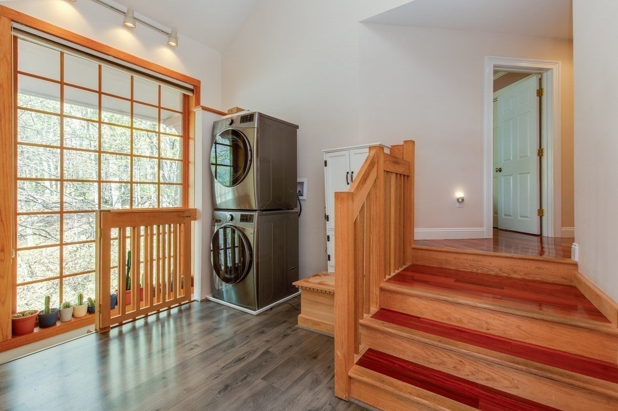 21 Hinds Lane, Pelham, NH Photo #28