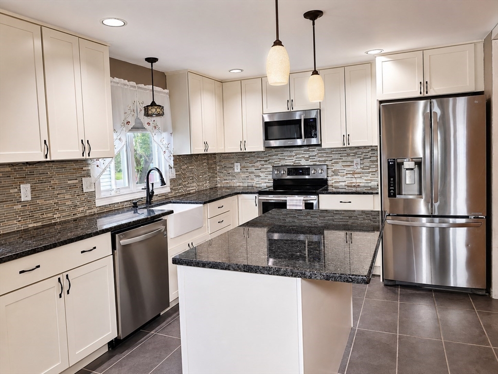41 Burnett Rd 41
