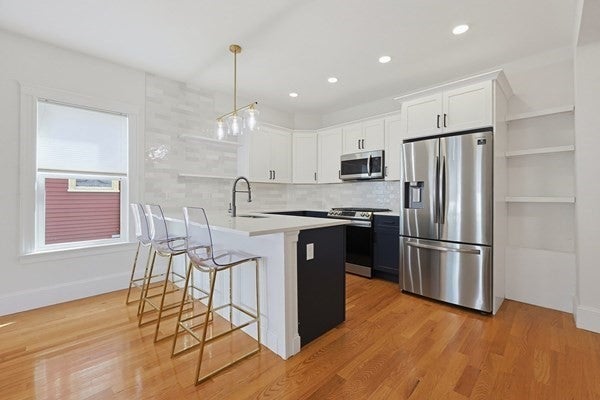 54 Bloomfield St #1, Boston, MA Photo #12