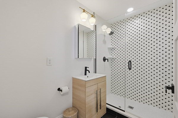 54 Bloomfield St #1, Boston, MA Photo #15