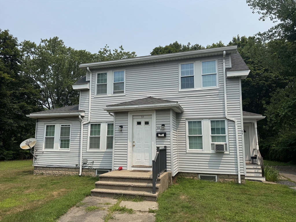 Attleboro, Massachusetts 02703, United States, 4 Bedrooms Bedrooms, ,2 BathroomsBathrooms,Residential,Active,186277