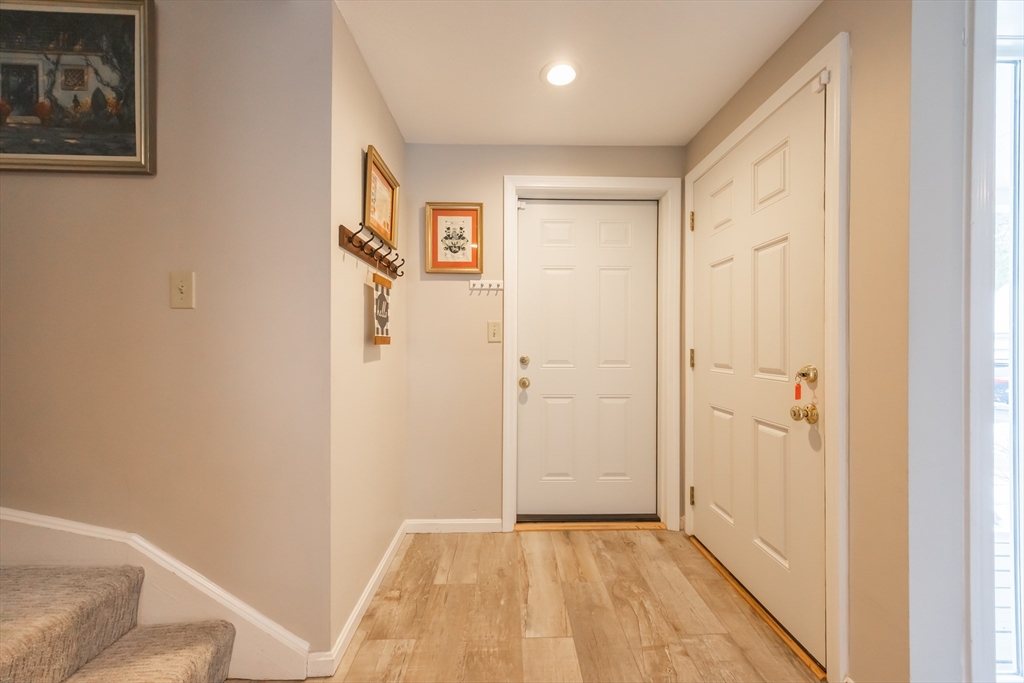 99 Stone Ridge Rd 99