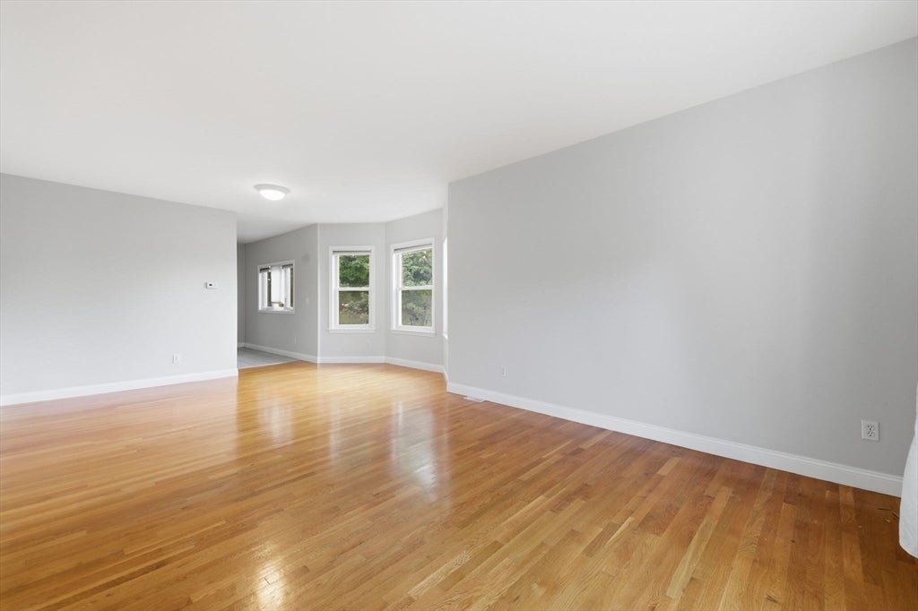 7 Park Ave #7, Winchester, MA Photo #26