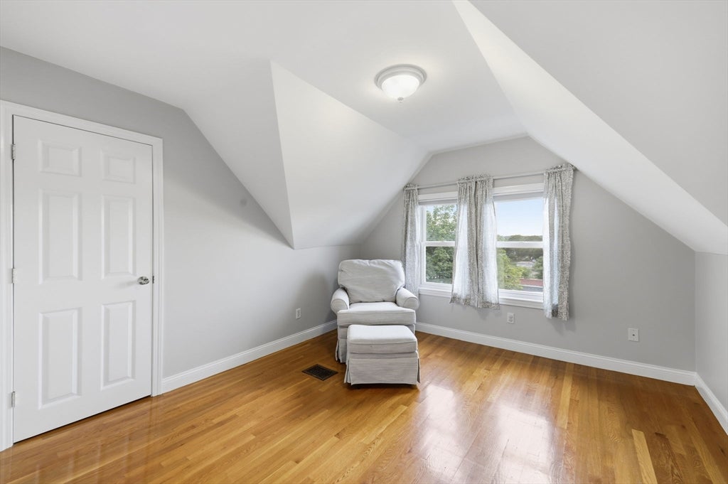 7 Park Ave #7, Winchester, MA Photo #16