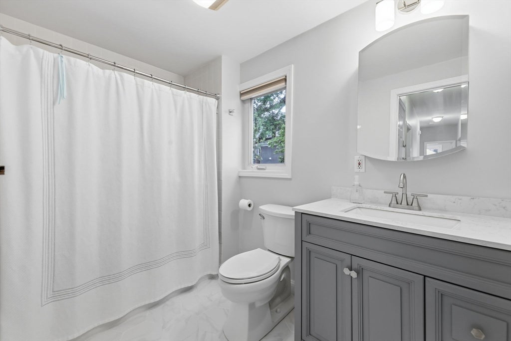 7 Park Ave #7, Winchester, MA Photo #8