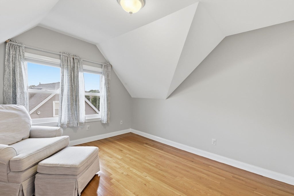 7 Park Ave #7, Winchester, MA Photo #17
