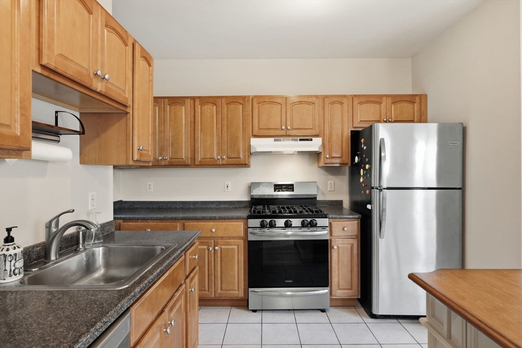 7 Park Ave #7, Winchester, MA Photo #3