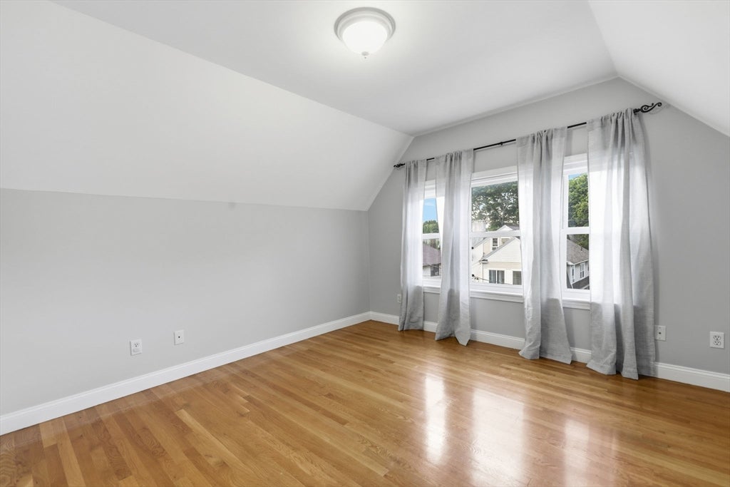 7 Park Ave #7, Winchester, MA Photo #13