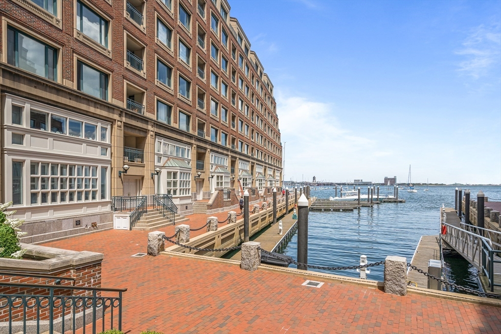 20 Rowes Wharf #309, Boston, MA Photo #31