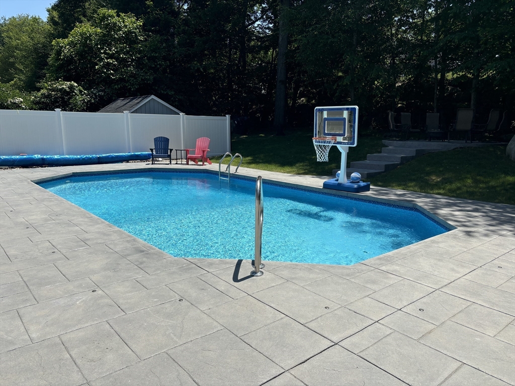 69 Camelot Drive