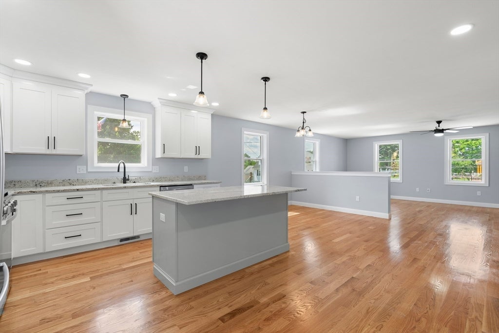 30 Quigley Ave #30, Chelmsford, MA Photo #4