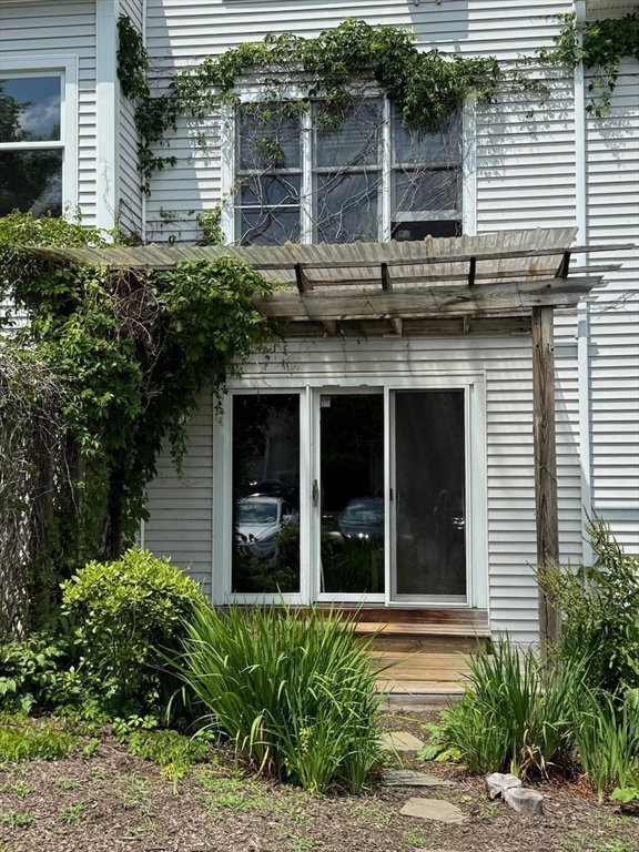 20 Salem Pl 20