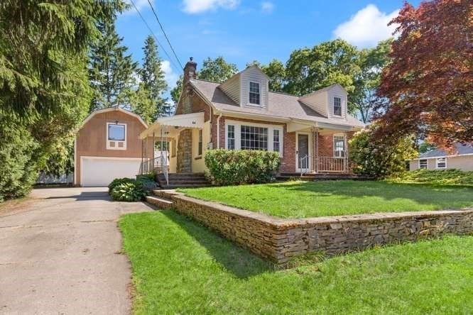 84 Walnut St
