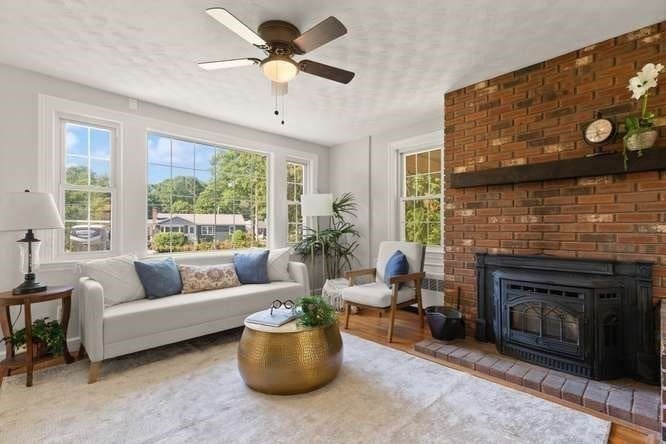 84 Walnut St