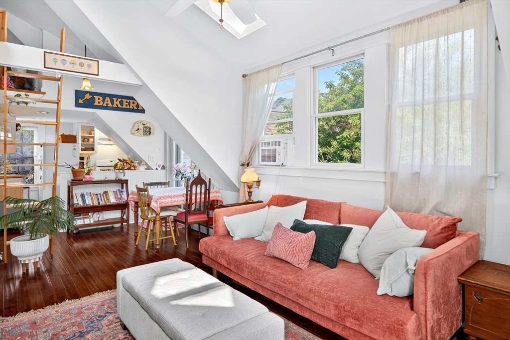 4 Highland Road C