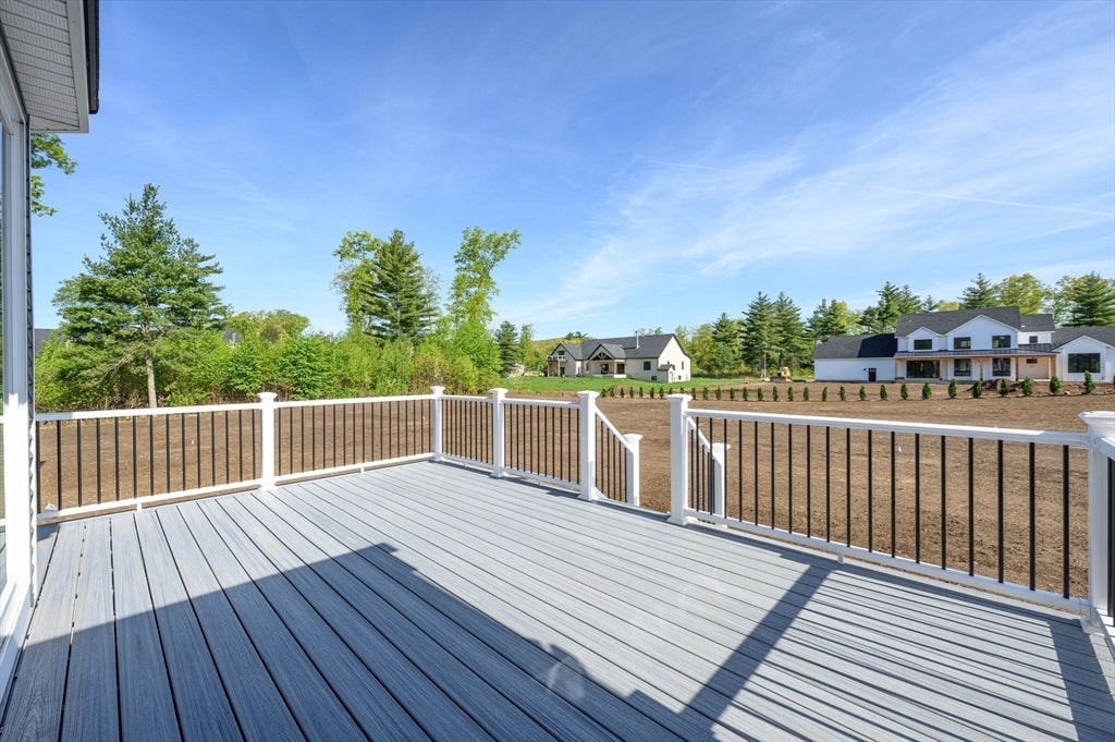 14 Balsam Hill Rd, Ludlow, MA Photo #41