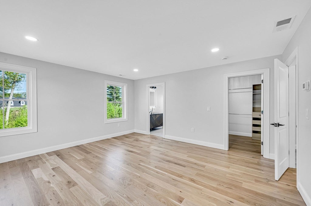 14 Balsam Hill Rd, Ludlow, MA Photo #24