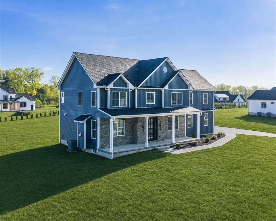 14 Balsam Hill Rd, Ludlow, MA Photo #4