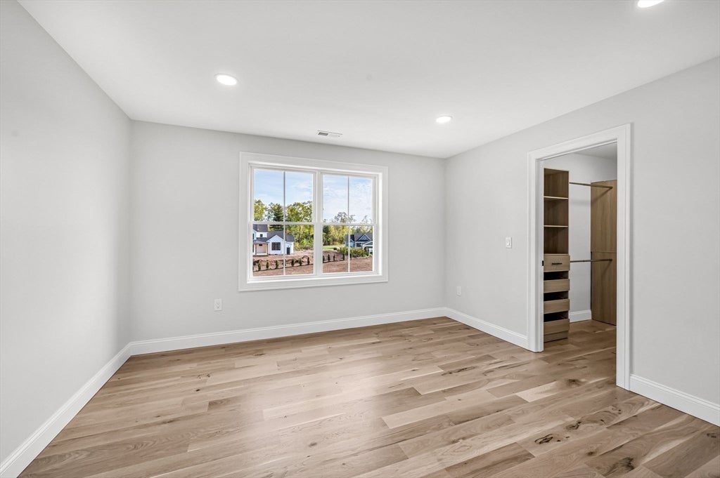 14 Balsam Hill Rd, Ludlow, MA Photo #30