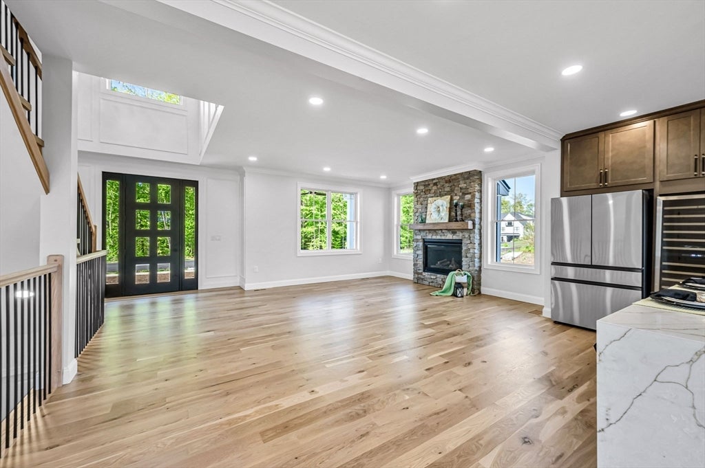14 Balsam Hill Rd, Ludlow, MA Photo #7