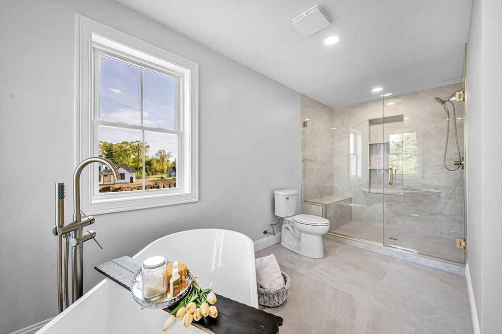 14 Balsam Hill Rd, Ludlow, MA Photo #27