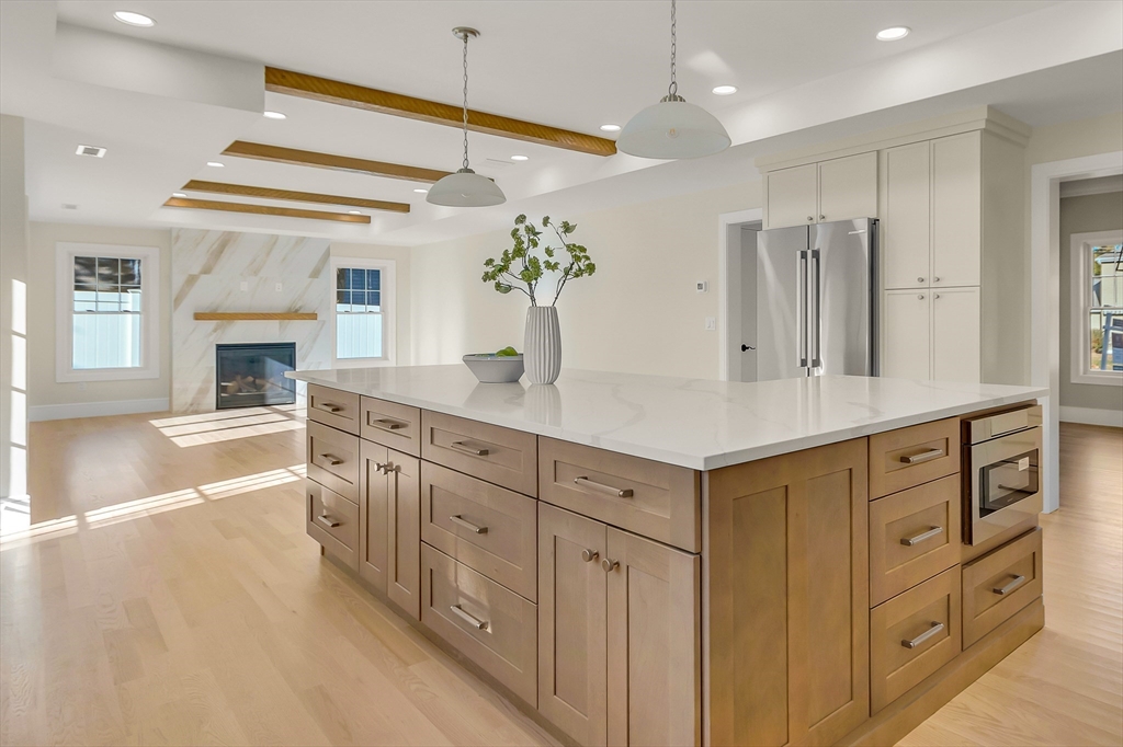 Natick, Massachusetts 01760, United States, 6 Bedrooms Bedrooms, ,6 BathroomsBathrooms,Residential,Active,173414