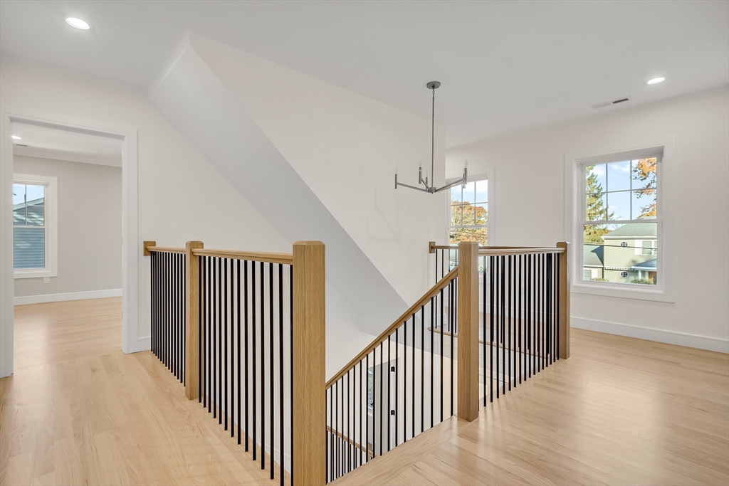 Natick, Massachusetts 01760, United States, 6 Bedrooms Bedrooms, ,6 BathroomsBathrooms,Residential,Active,173414