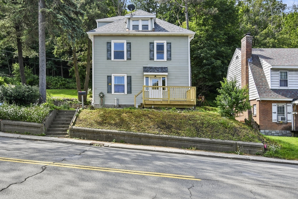 126 W Main St