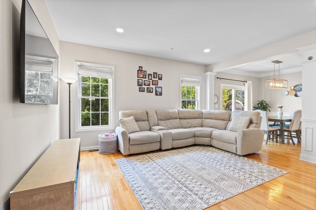 71 Kendall Ct 71