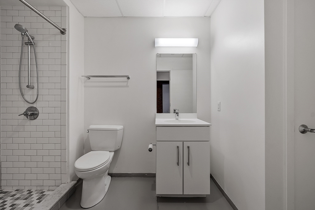 160 Water St #109, Williamstown, MA, 160 Water St #109, Williamstown, MA Photo #19