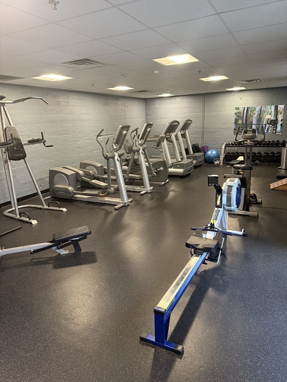 Worcester, Massachusetts 01603, United States, 1 Bedroom Bedrooms, ,1 BathroomBathrooms,Residential,Pending,107821