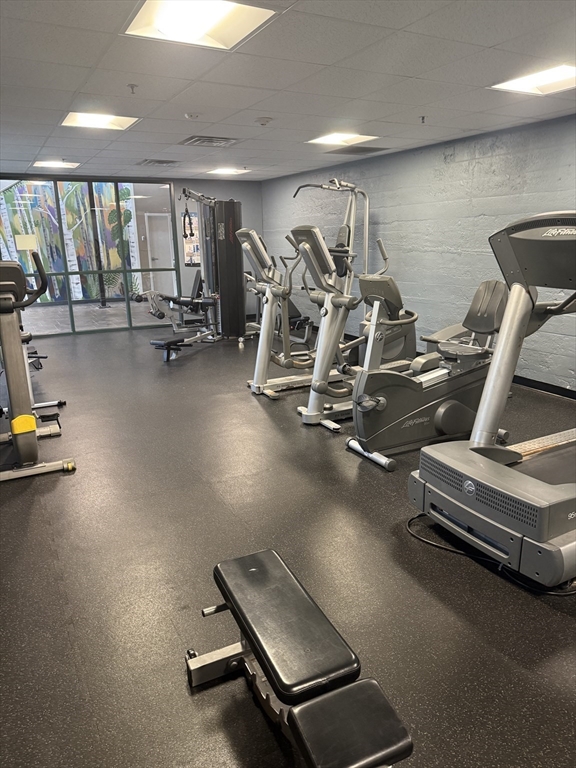 Worcester, Massachusetts 01603, United States, 1 Bedroom Bedrooms, ,1 BathroomBathrooms,Residential,Pending,107821