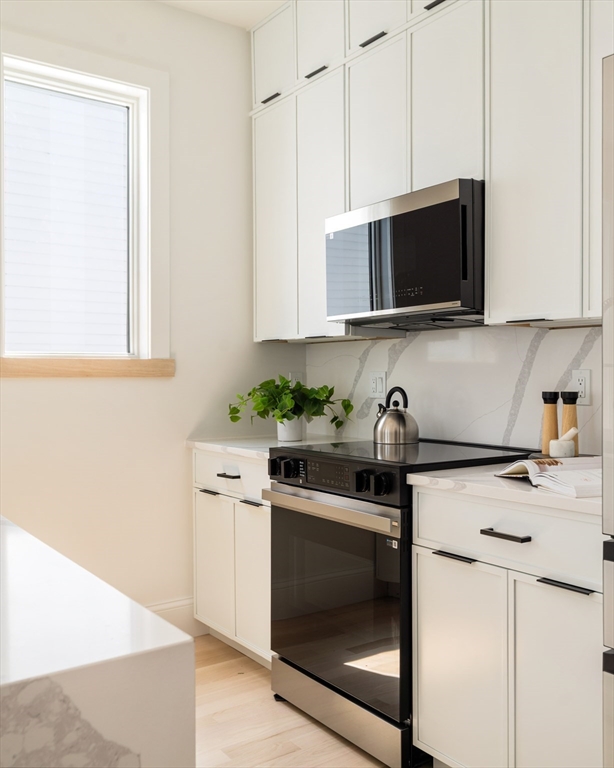 140 Shirley Street 202