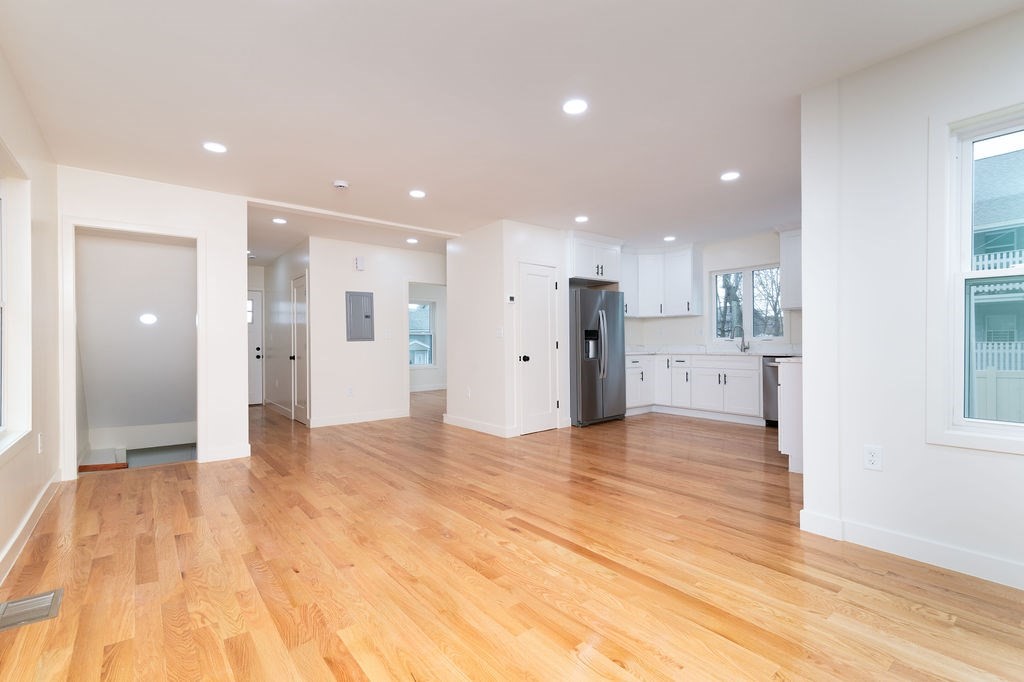 8A Faunce Rd A