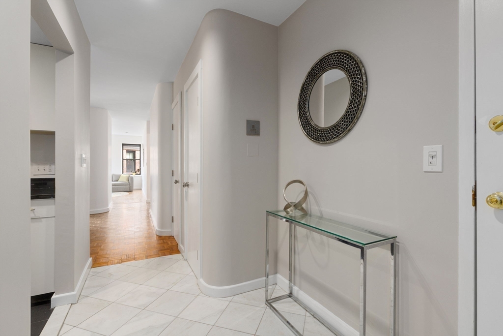 478 Shawmut Ave 8