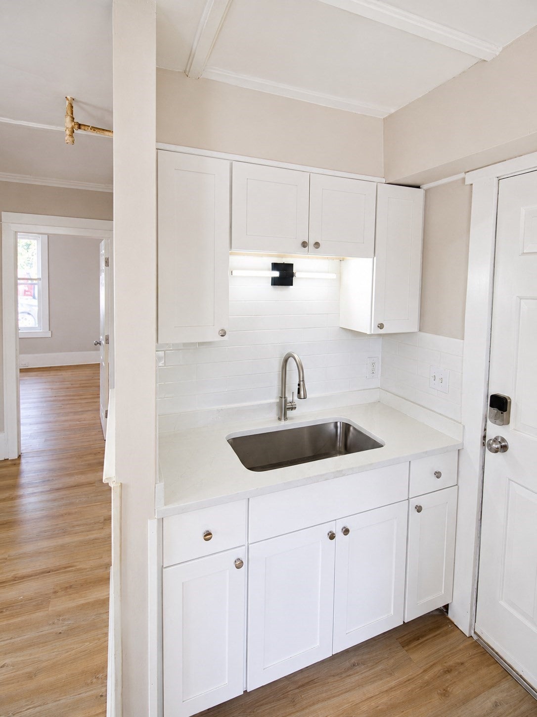 261 Plymouth St 1