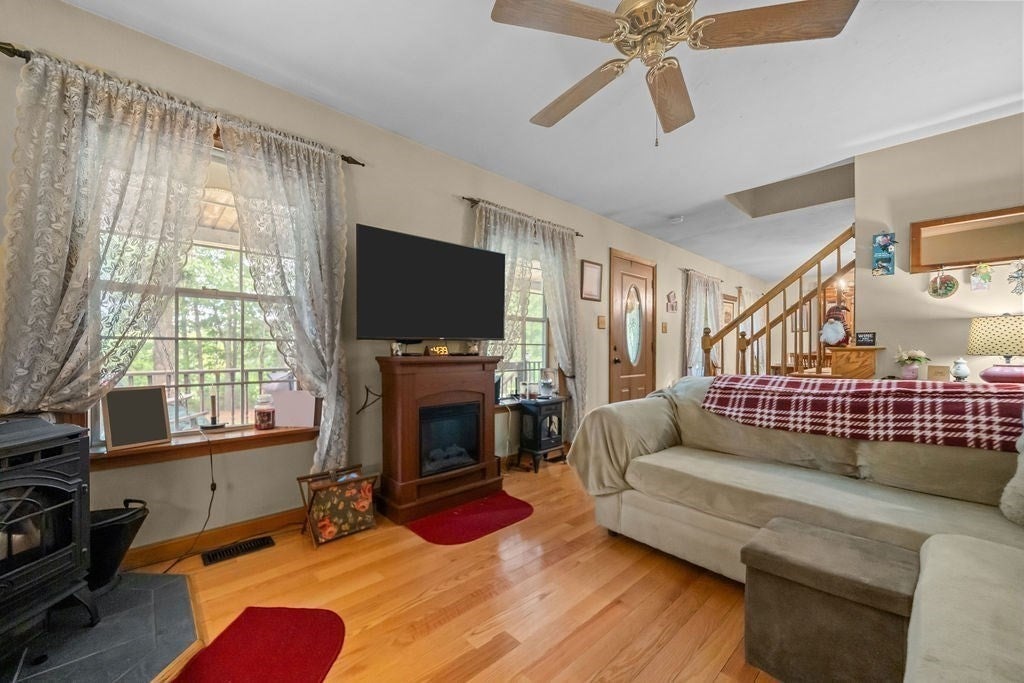133 Killiney Woods, Millville, MA, 133 Killiney Woods, Millville, MA Photo #25