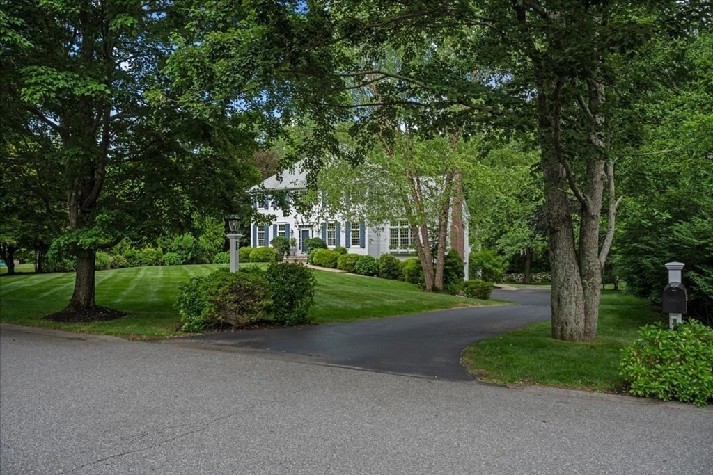 39 Darlene Drive