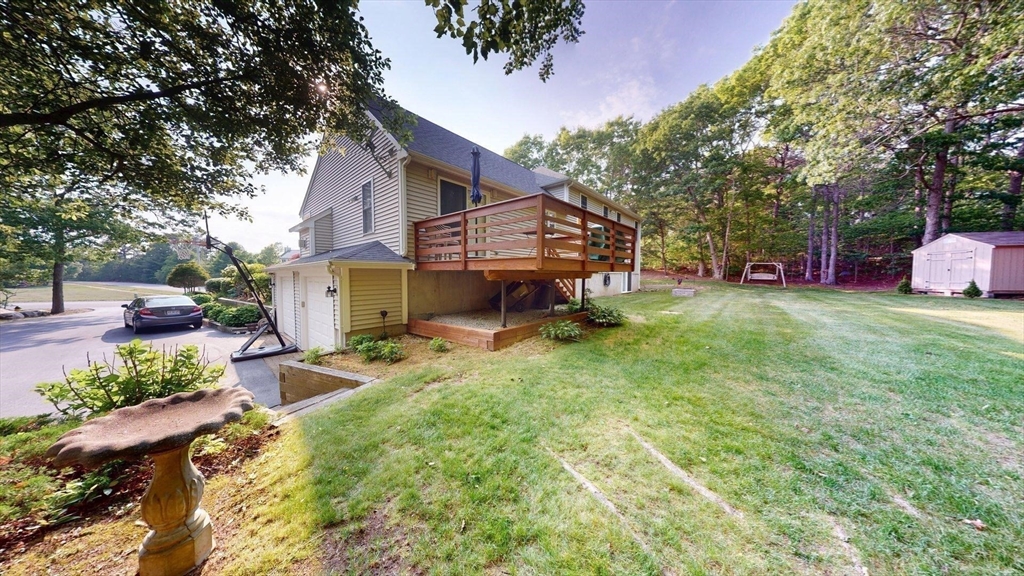 47 Pleasant Harbour Rd