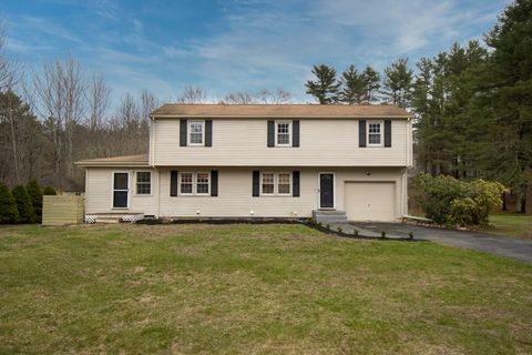 322 South St Medfield MA 02052