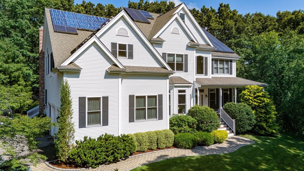 22 Rhodes Dr