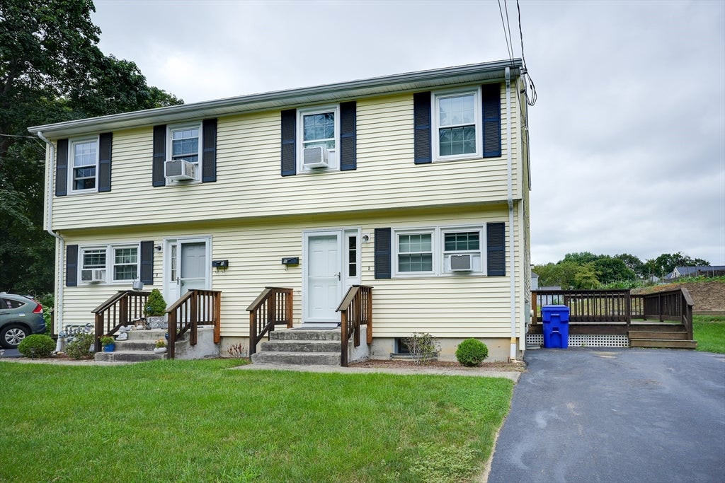 Photo of 6 Wood Lane, Maynard, MA