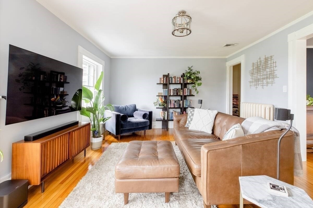 35 Washington Sq 3