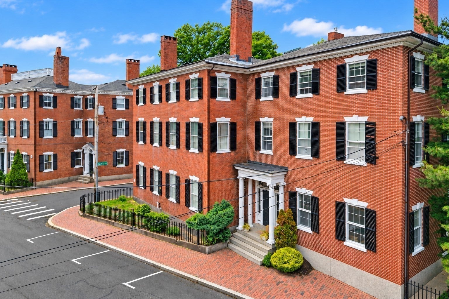 35 Washington Sq 3, Salem MA 01970