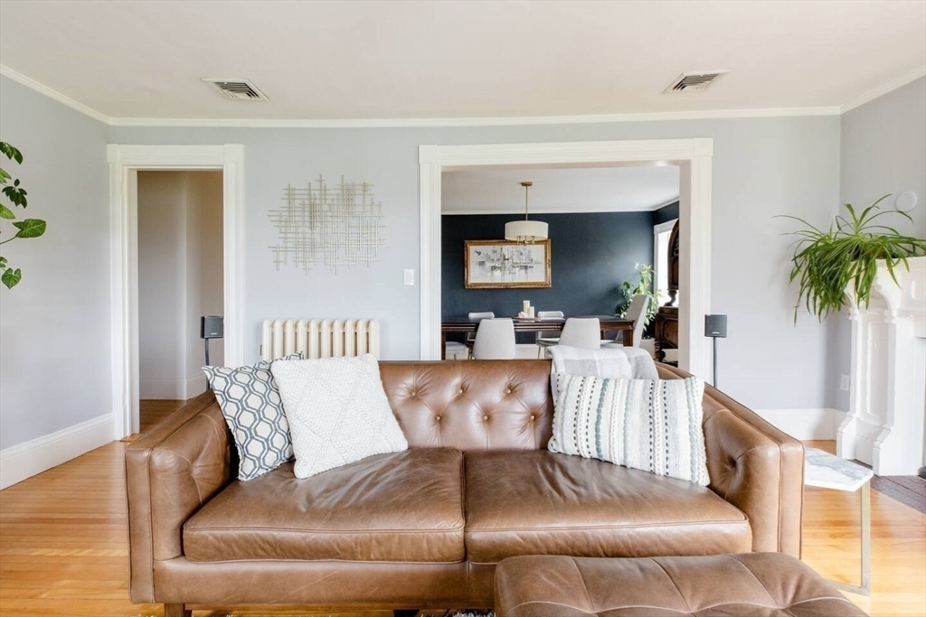 35 Washington Sq 3