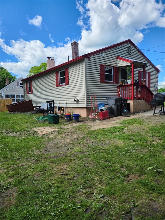 18 Pond St