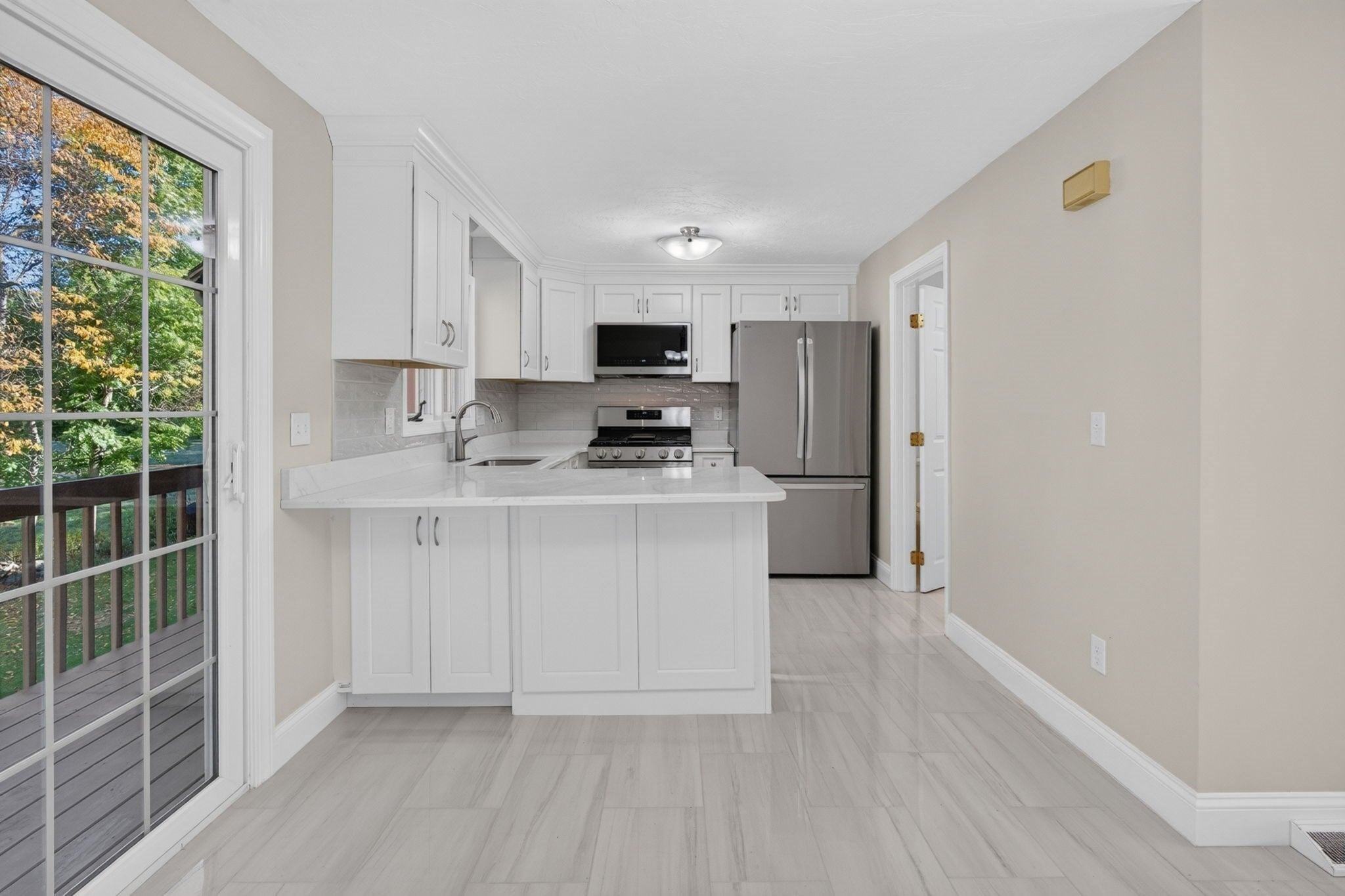 98 Heritage Drive #98, Tewksbury, MA, 98 Heritage Drive #98, Tewksbury, MA Photo #8